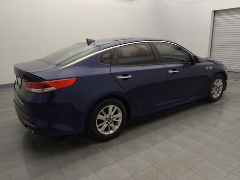 Used 2018 Kia Optima LX image 10