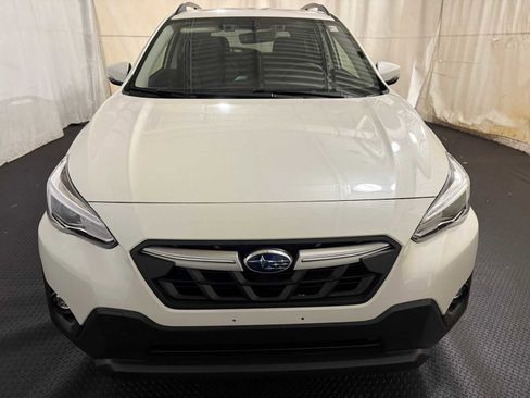 Certified 2023 Subaru Crosstrek 2.5i Limited w/ Moonroof Package image 3
