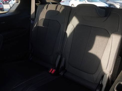 New 2026 Jeep Grand Cherokee L Laredo AWD/4WD image 13