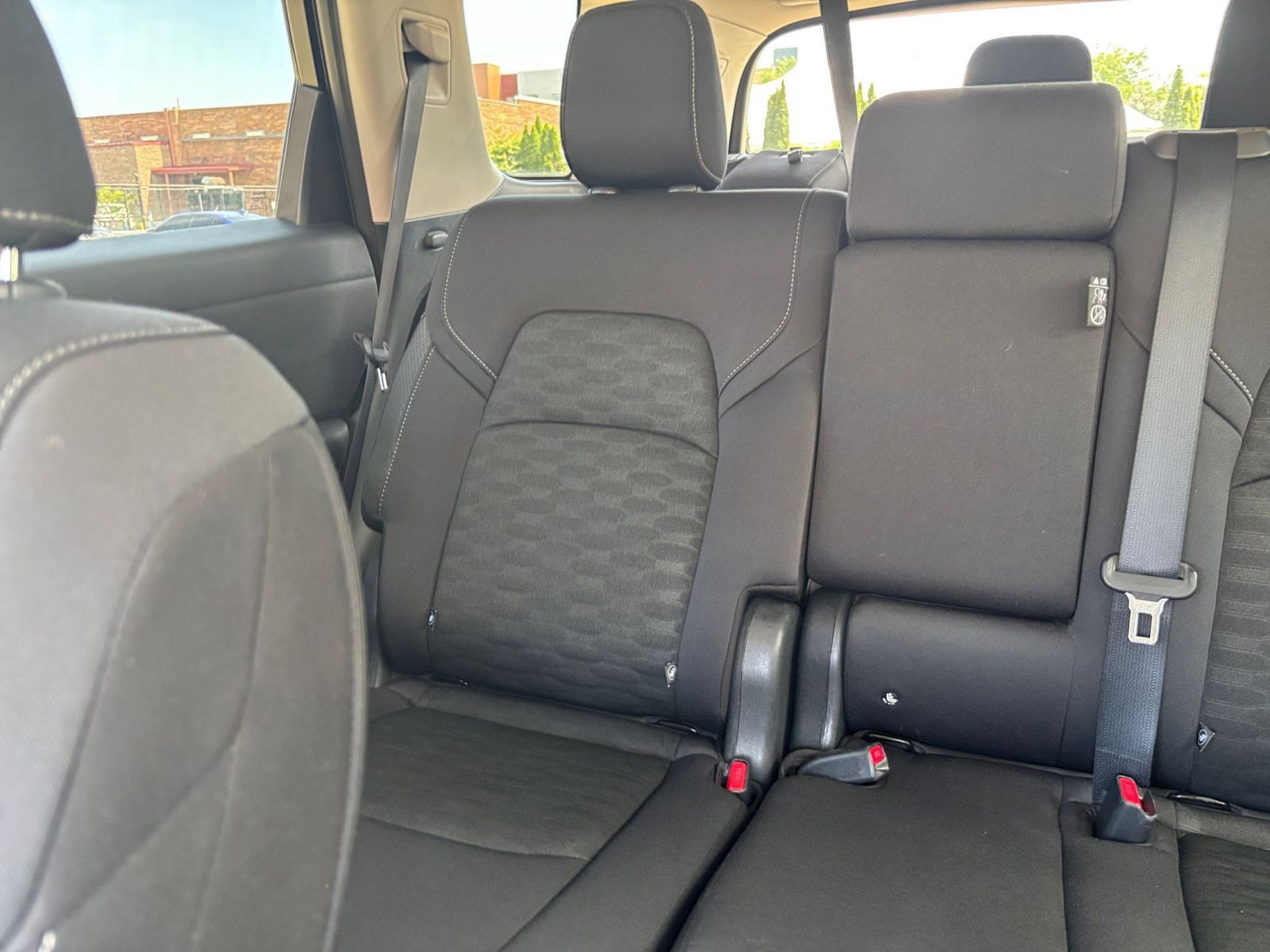 Used 2025 Nissan Pathfinder SV AWD/4WD image 39