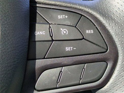 Used 2022 Dodge Durango R/T w/ Blacktop Package image 26