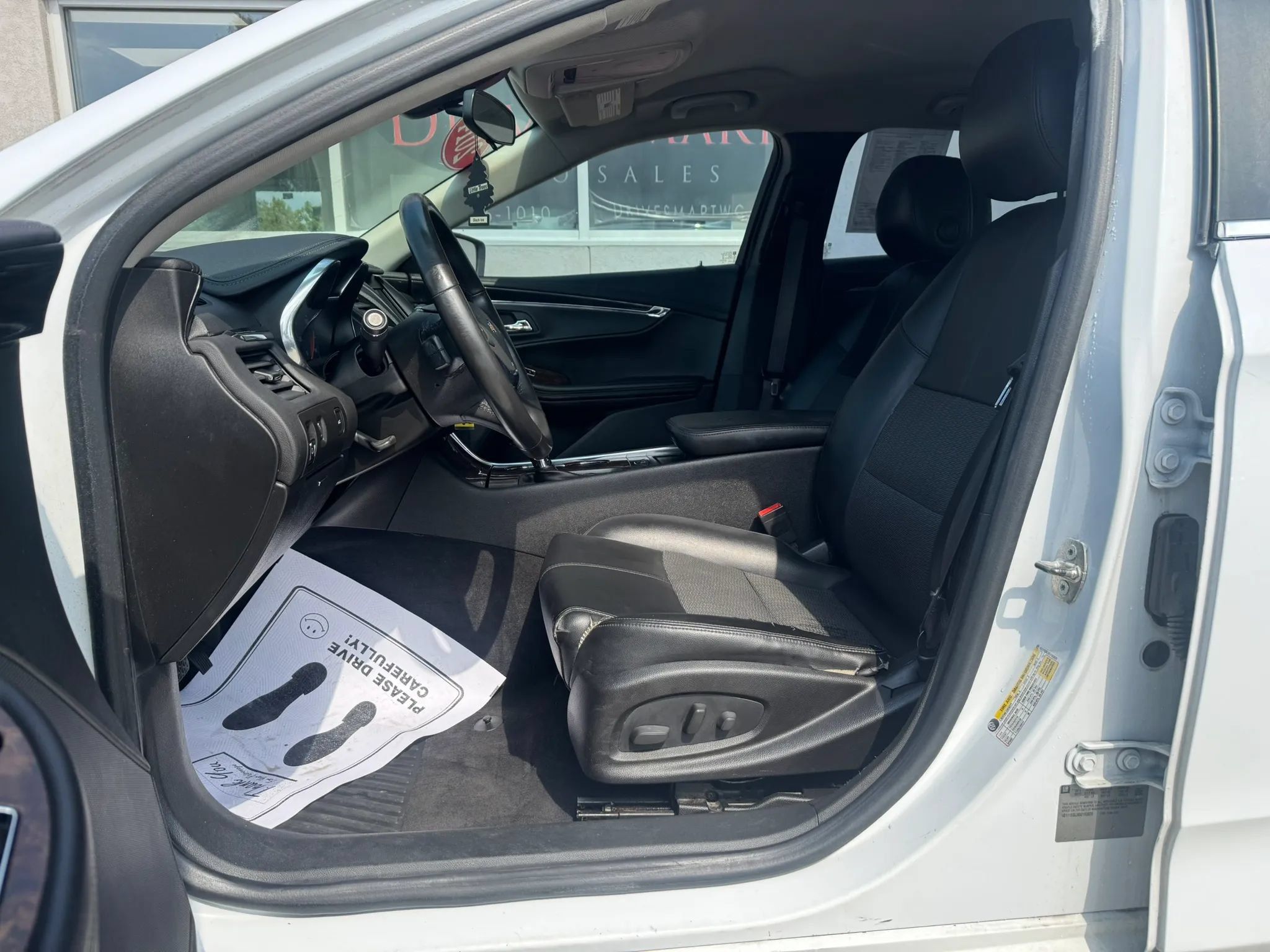 Used 2014 Chevrolet Impala LT FWD image 7