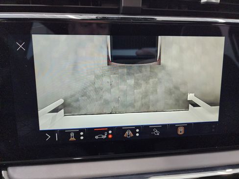 Used 2024 GMC Sierra 1500 AT4X image 65