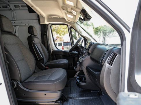 Used 2023 RAM ProMaster 2500 FWD image 27