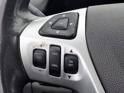 Used 2013 Ford Edge Limited image 22