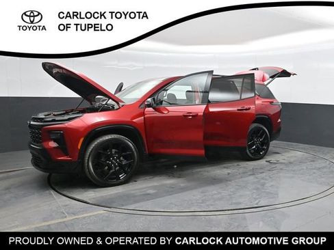 Used 2024 Chevrolet Traverse RS image 52