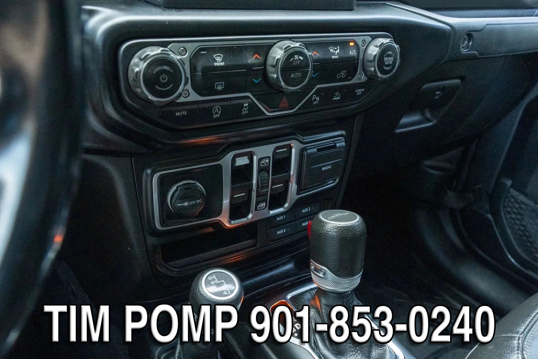 Used 2021 Jeep Gladiator Sport AWD/4WD image 19