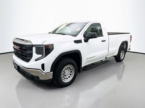 Used 2023 GMC Sierra 1500 Pro w/ Convenience Package image 3