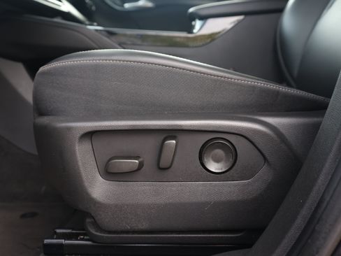Used 2024 Buick Envision Preferred AWD/4WD image 24