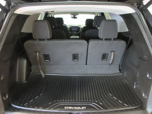 Used 2018 Chevrolet Traverse LT AWD/4WD image 23