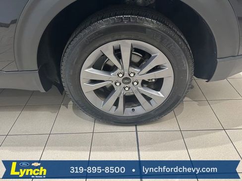 Certified 2024 Ford Explorer XLT w/ Equipment Group 202A AWD/4WD image 31