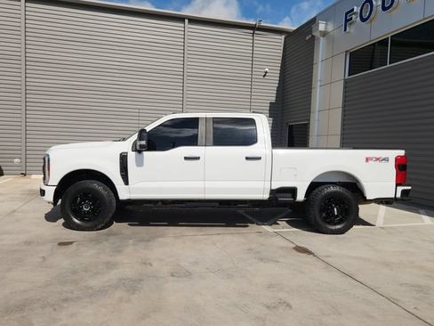Used 2024 Ford F250 XL w/ STX Appearance Package AWD/4WD image 5