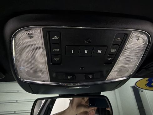 Used 2018 Chrysler 300 S w/ Safetytec Plus Group AWD/4WD image 24