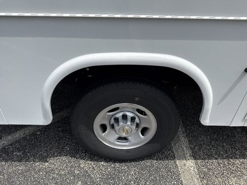 New 2025 Chevrolet Express 3500 w/ Power Convenience Package image 8