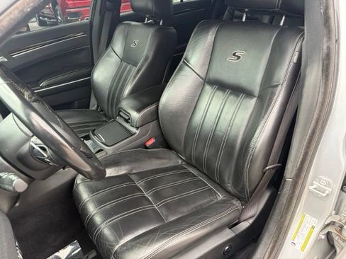 Used 2021 Chrysler 300 S RWD image 16