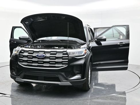 New 2025 Ford Explorer Active image 56