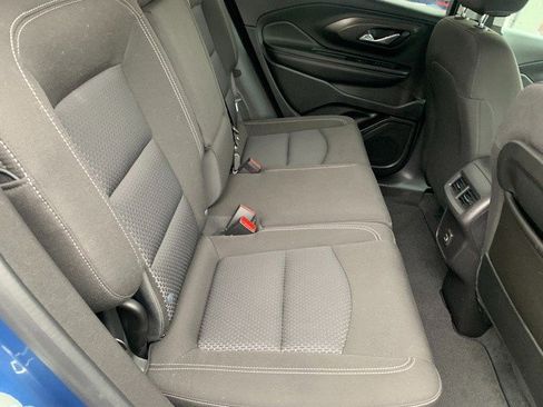 Certified 2024 GMC Terrain SLE FWD image 17