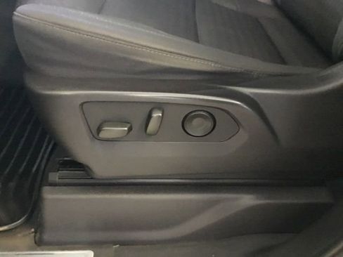 Used 2024 GMC Sierra 1500 Elevation image 19