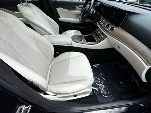 Certified 2022 Mercedes-Benz E 350 4MATIC Sedan image 15