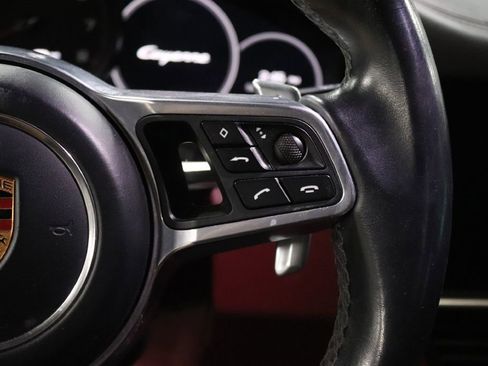 Used 2019 Porsche Cayenne image 29