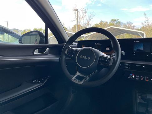 Used 2025 Kia K5 LXS image 33