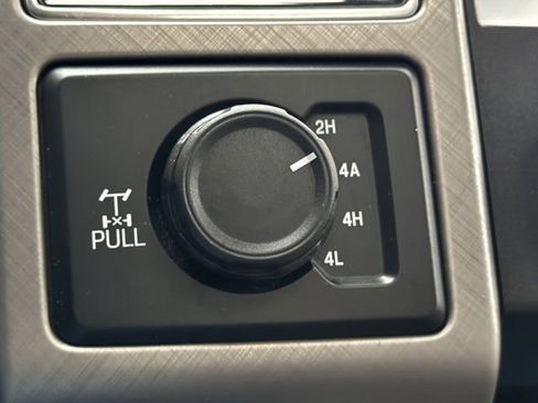 Used 2019 Ford F150 Limited image 45