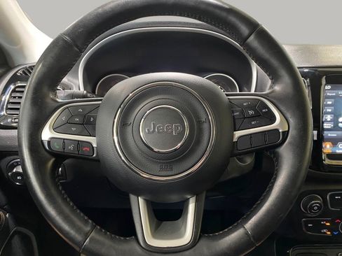Used 2018 Jeep Compass Limited w/ Navigation Group AWD/4WD image 11