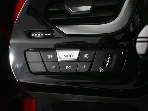 Used 2024 BMW Z4 sDrive30i image 9