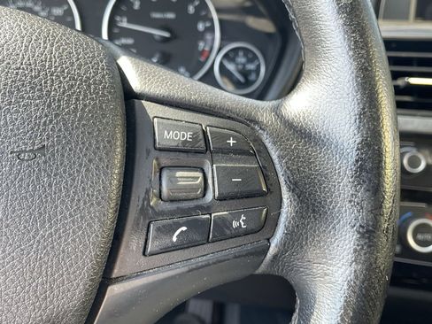 Used 2016 BMW 320i Sedan image 8