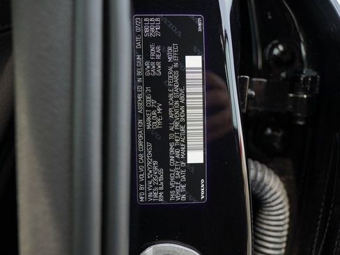 Used 2024 Volvo V60 B5 Cross Country Plus image 19