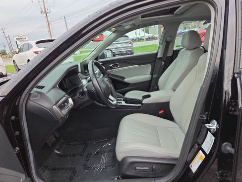 Certified 2025 Acura Integra FWD image 19