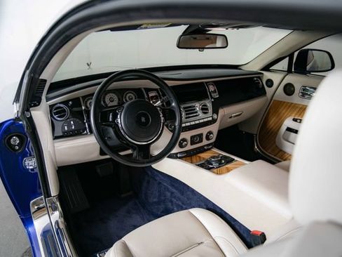 Used 2014 Rolls-Royce Wraith RWD image 19