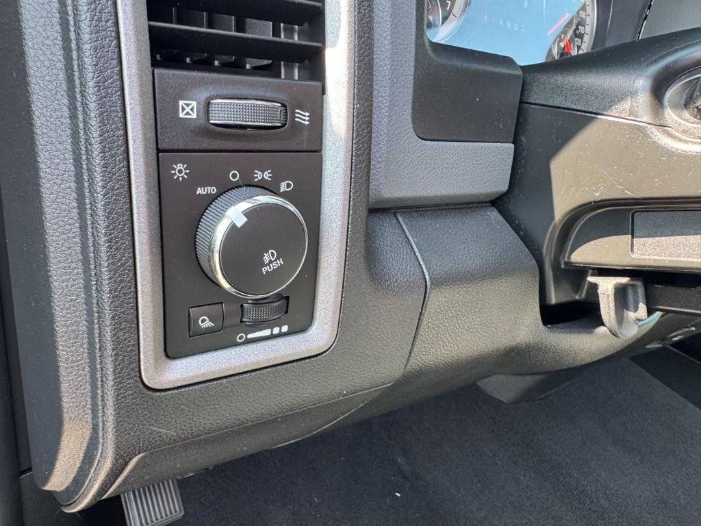 Used 2017 RAM 1500 Express w/ Black Ram 1500 Express Group AWD/4WD image 13