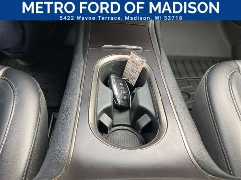 Used 2017 Lincoln MKC Select w/ Select Plus Package image 17