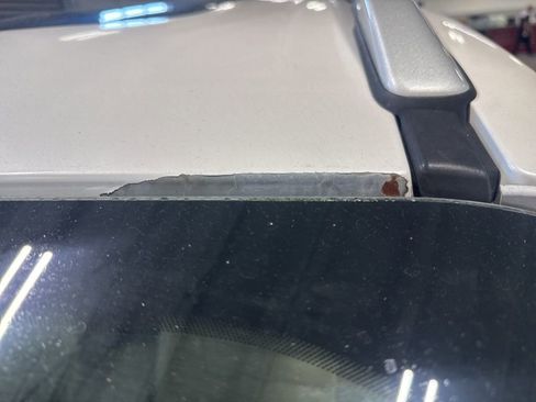 Used 2015 Ford Escape Titanium image 3