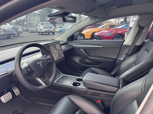 Used 2022 Tesla Model 3 Performance image 7