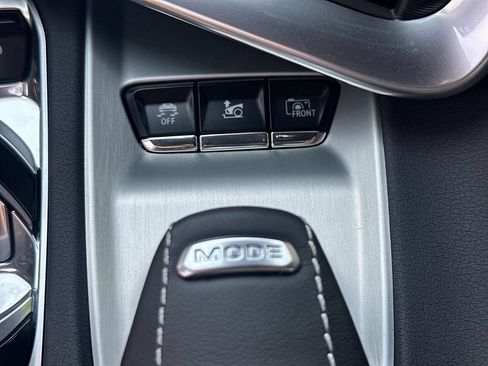 Used 2025 Chevrolet Corvette Z06 RWD image 22