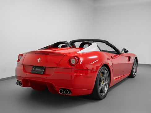 Used 2011 Ferrari 599 SA Aperta image 40