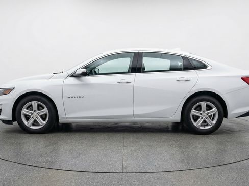 Used 2024 Chevrolet Malibu LT image 5