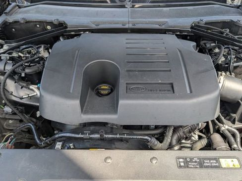 Used 2022 Land Rover Defender 110 X-Dynamic SE AWD/4WD image 22