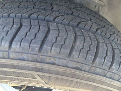Used 2016 Chevrolet Traverse LT w/ Style and Technology Package FWD image 16