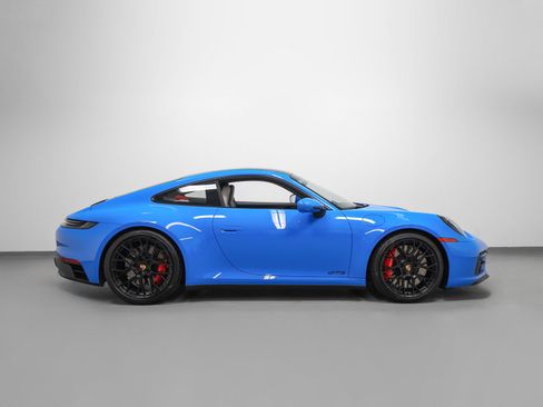 Certified 2022 Porsche 911 Carrera GTS RWD image 12