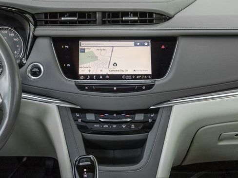 Used 2021 Cadillac XT5 Premium Luxury image 8