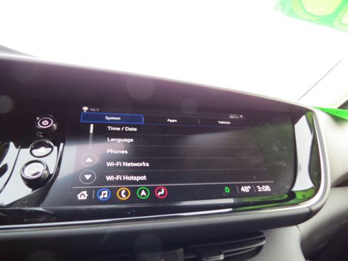 Used 2023 Buick Envision Avenir image 25