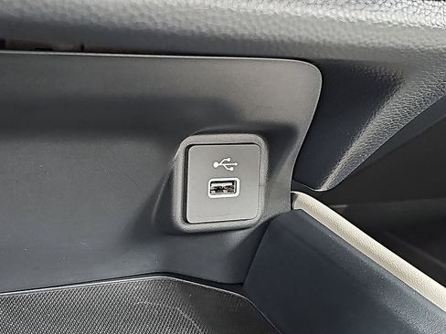 Used 2025 Honda HR-V LX image 23