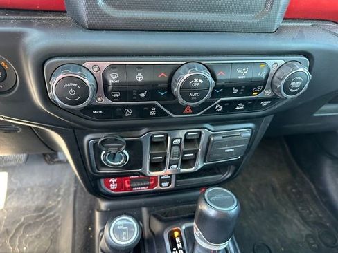 Used 2021 Jeep Gladiator Rubicon w/ LED Lighting Group image 16