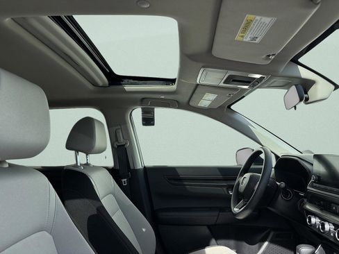 Certified 2025 Honda CR-V EX image 35