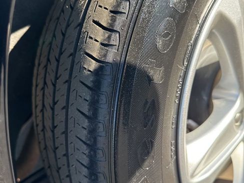 Used 2024 Chevrolet Malibu LT image 32