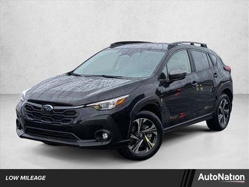 Certified 2025 Subaru Crosstrek 2.0i Premium image 1