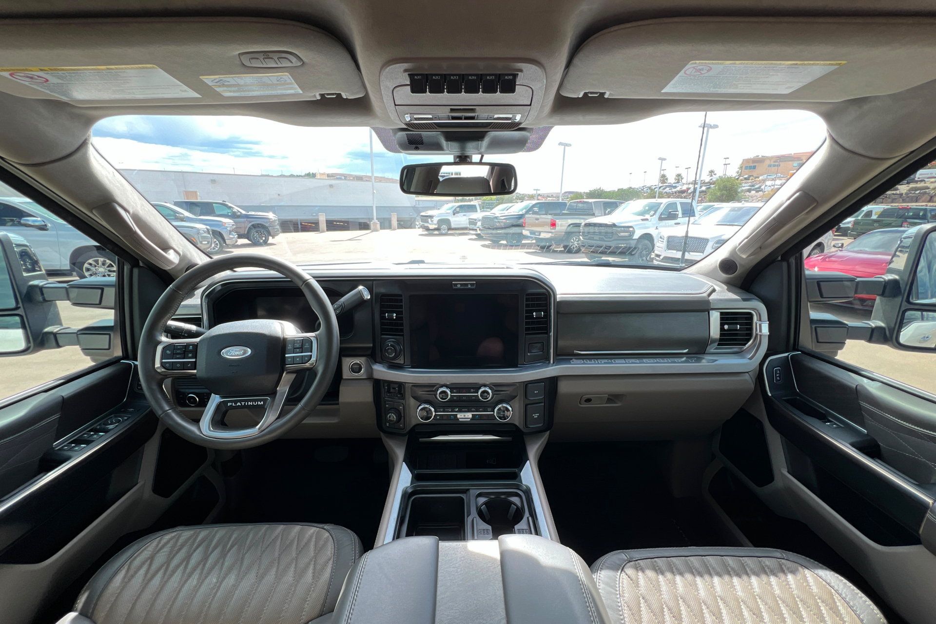 Used 2026 Ford F350 Platinum w/ Platinum Plus Package AWD/4WD image 9